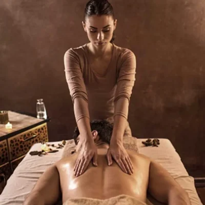 performing full body and deep tissue massage at maahru massage center DHA Karachi
